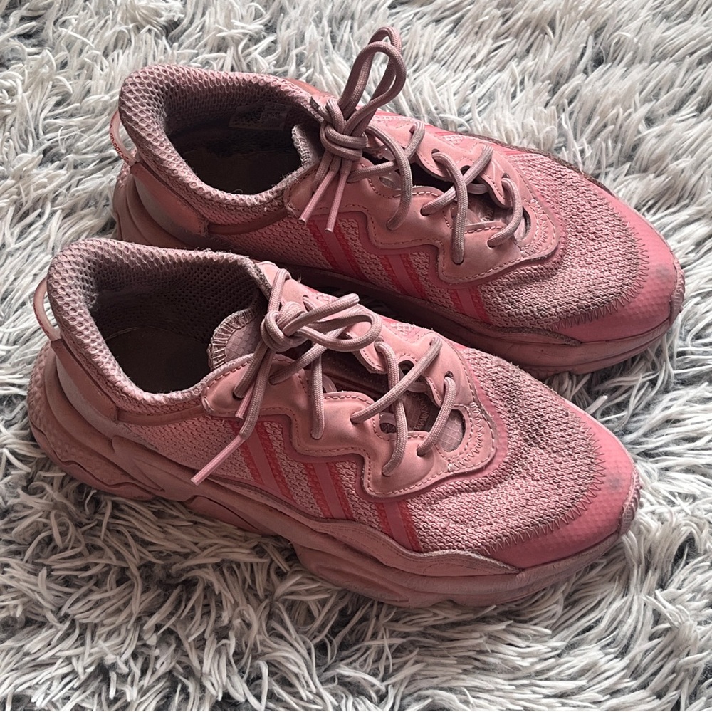 Pink Adidas Children’s Tennis Shoe
